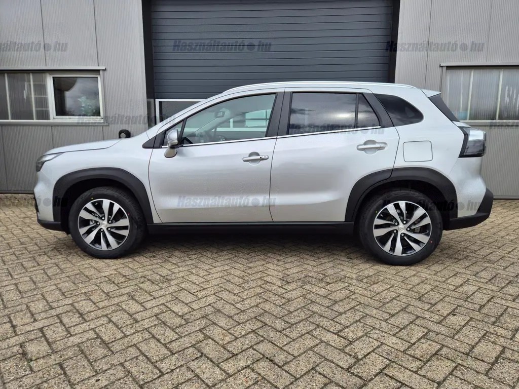 Suzuki S-Cross Comfort+ 110 KM 4x4 MHEV 1.4 81 kW manualna rok 2026, 2 km, Austria — zdjęcie 3 z 44