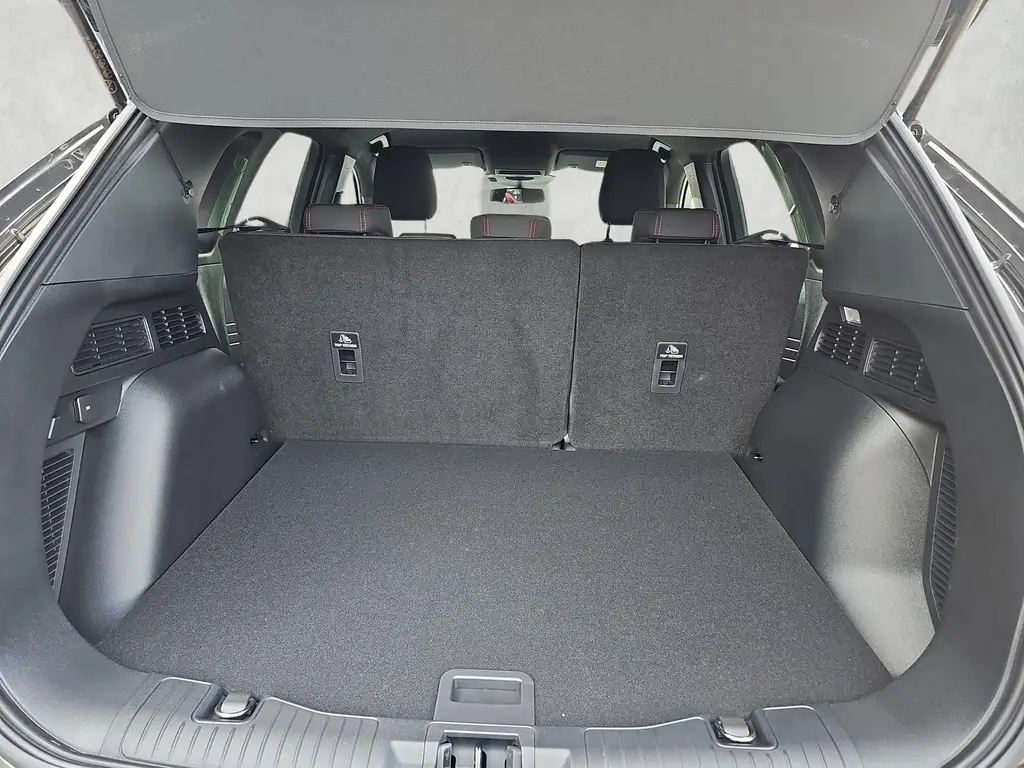 Ford Kuga ST-Line Eb 1.5 137 kW automat rok 2026, 9 km, Austria — zdjęcie 15 z 28