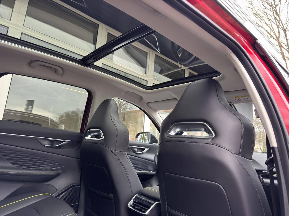 BAIC x55 1,5 138 kW automat, 100 km, Słowacja — zdjęcie 12 z 18