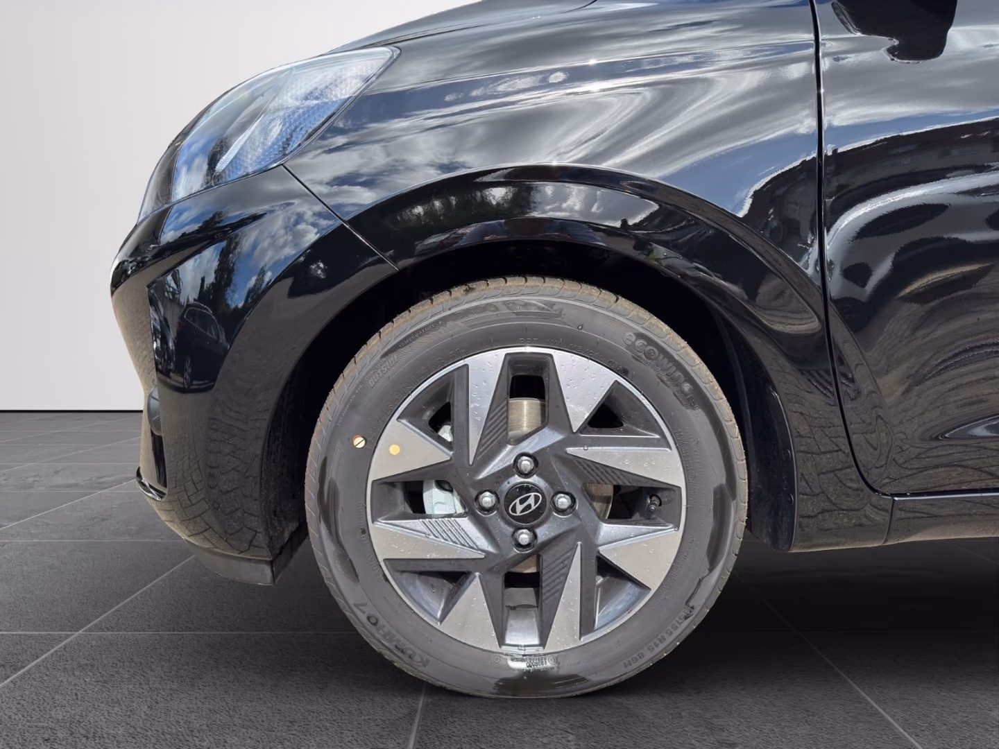 Hyundai i10 4,7 46 kW manualna rok 2025, 100 km, Niemcy — zdjęcie 13 z 28