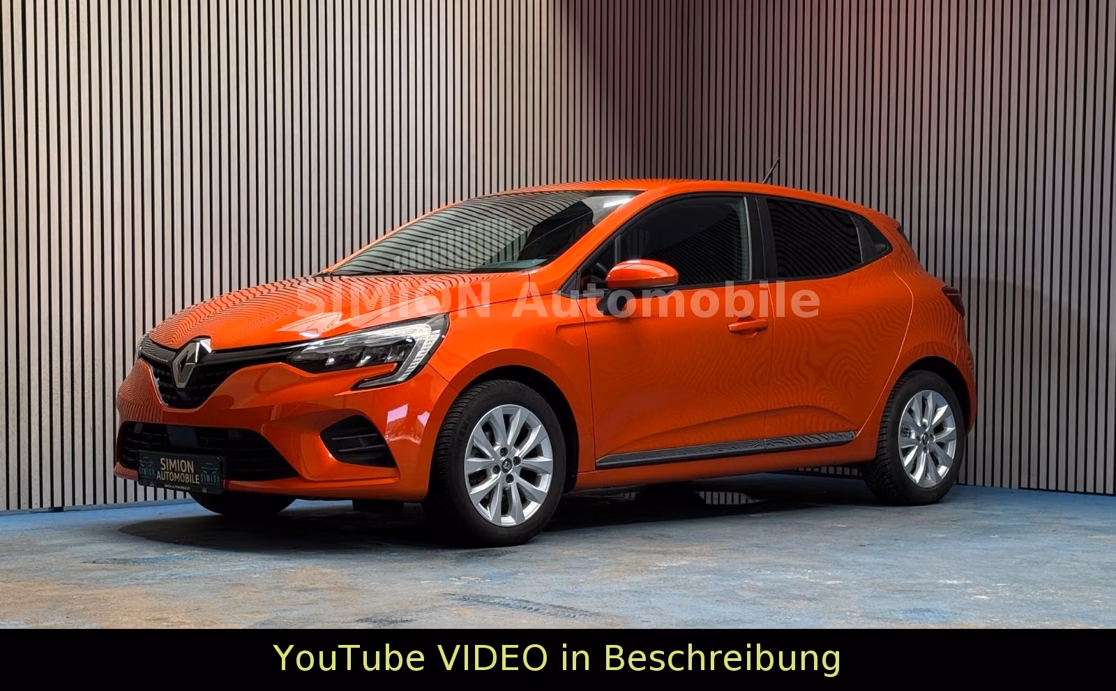 Renault Clio V Evolution 5,1 235 kW rok 2021, 15 000 km, Niemcy — zdjęcie 8 z 14
